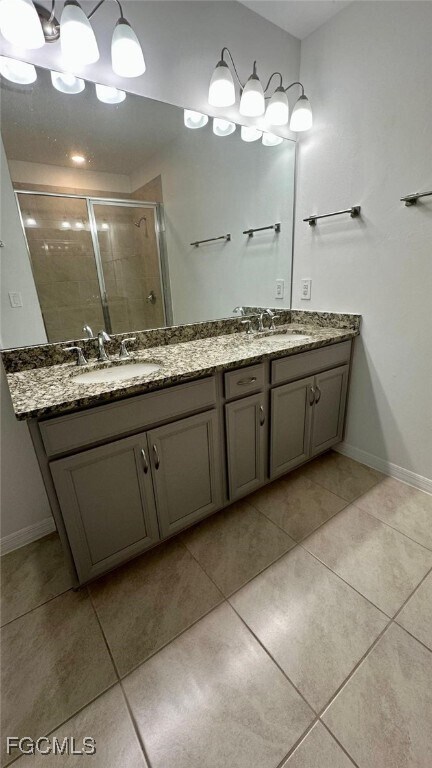 Building Photo - 3034 Royal Gardens Ave