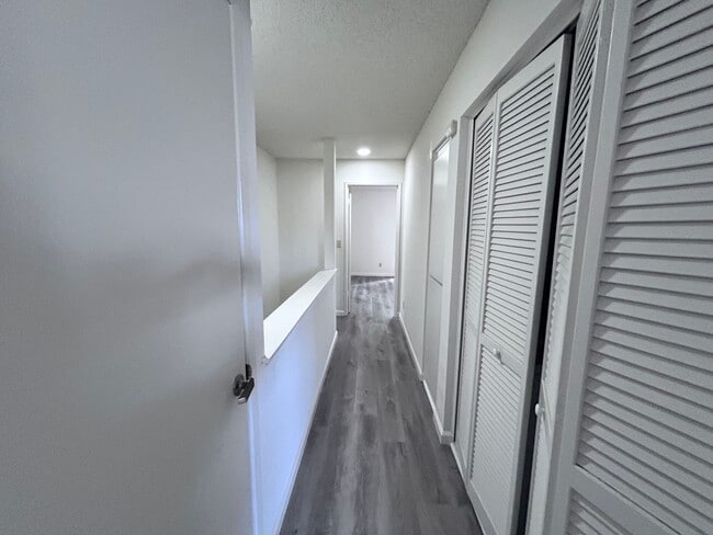 Building Photo - Two Bedroom 2.5 Bathroom Condo in Citrus H...