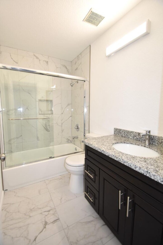 Building Photo - 5469 Giuffrida Ct
