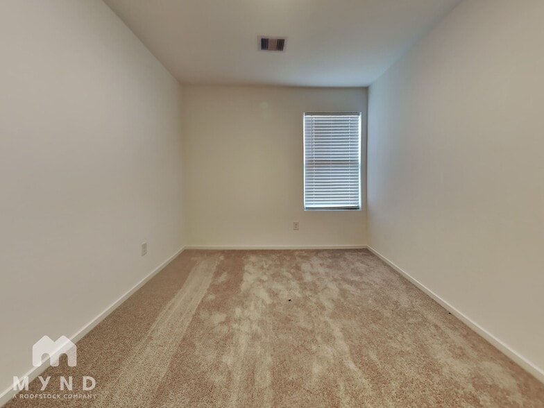 Building Photo - 18559 Cepagatti Dr
