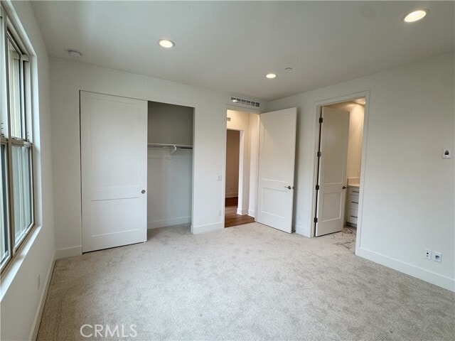 Building Photo - 173 Somera