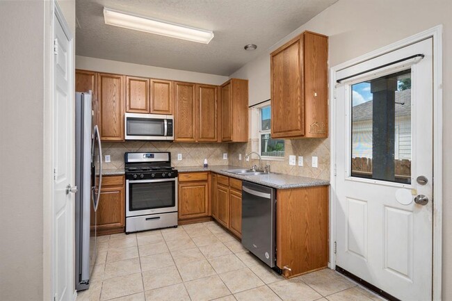 Building Photo - 29706 Parliament Hills Dr