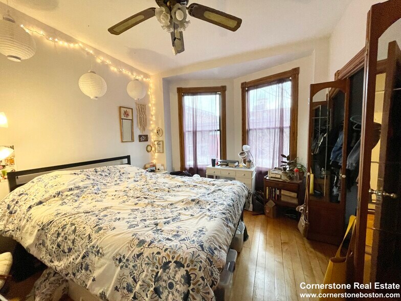 Building Photo - 616 Columbus Ave