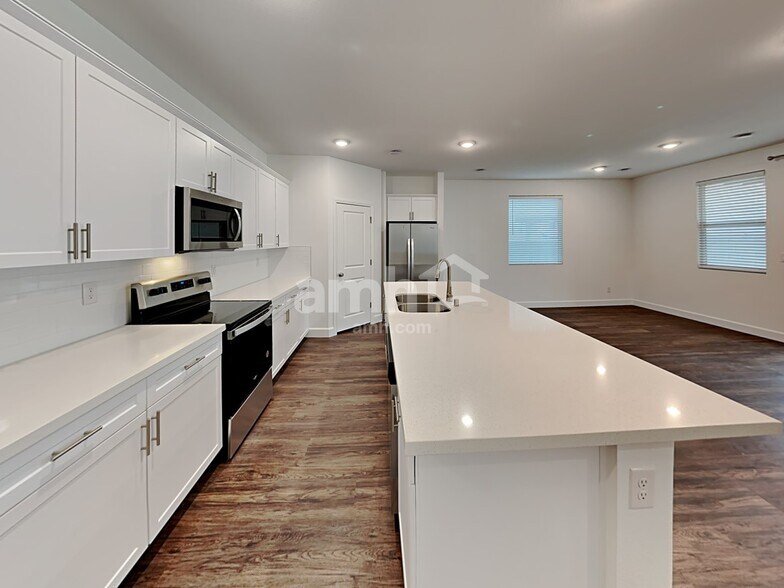 Building Photo - 9128 Taft Point Ct