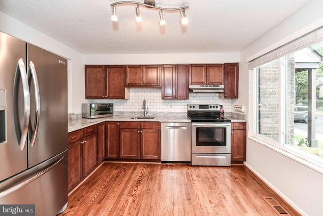 Building Photo - 5836 Jackson Oak Ct