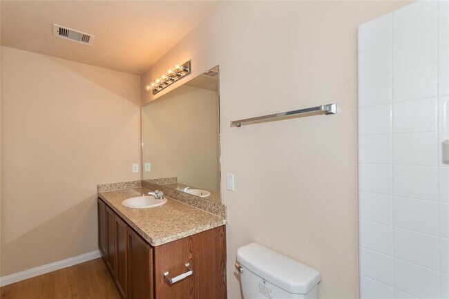 Building Photo - 2411 Peterborough Way
