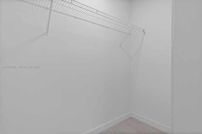 Building Photo - 77 SE 5th St