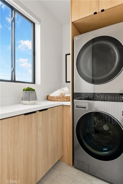 Building Photo - 12213 Allin St