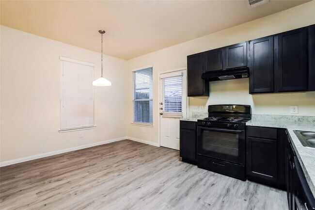 Building Photo - 12135 Pia Drive