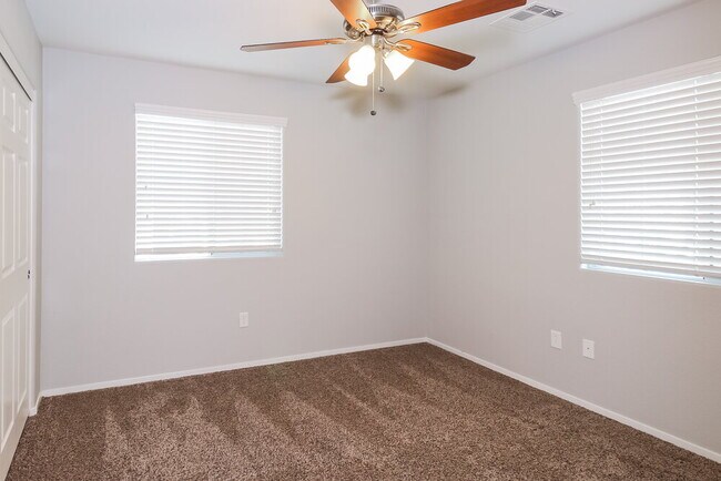 Building Photo - 5352 Brazelton St