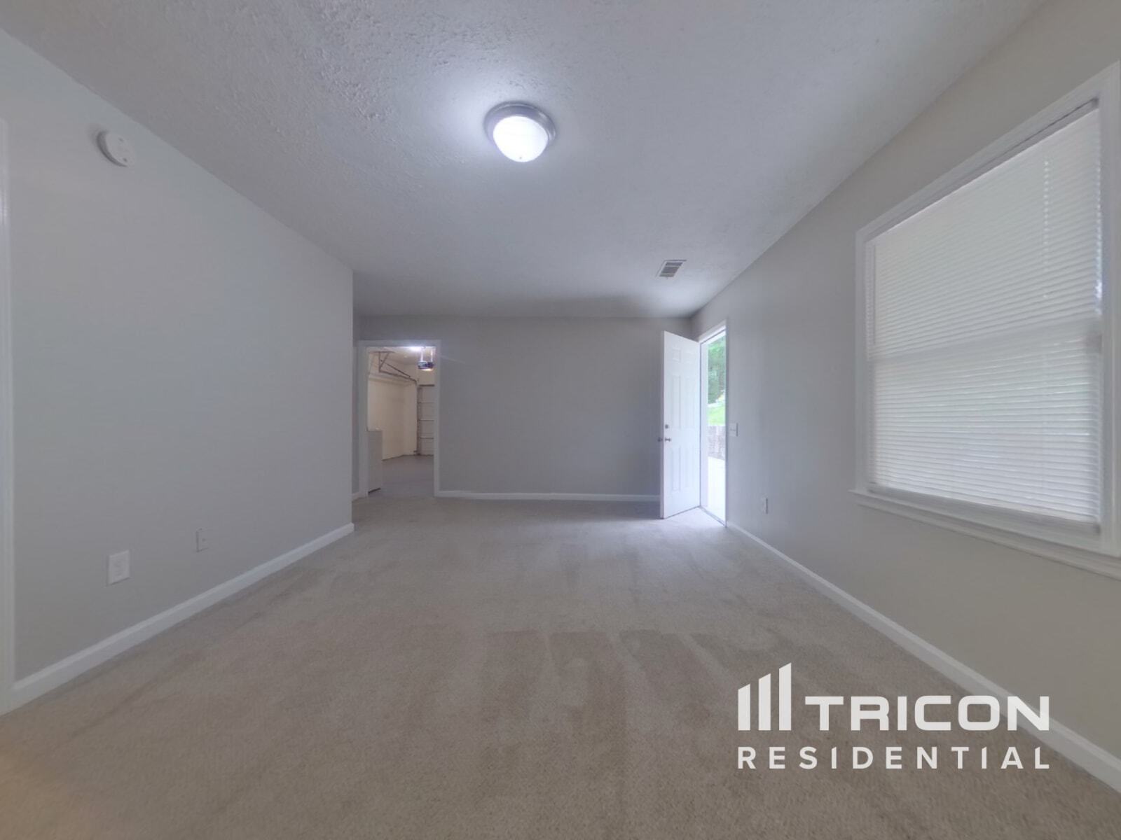 Building Photo - 2811 Quinbery Dr