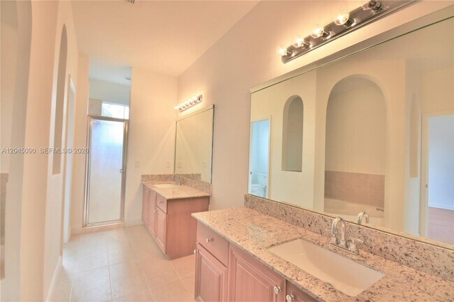 Building Photo - 4534 NW 94th Pl
