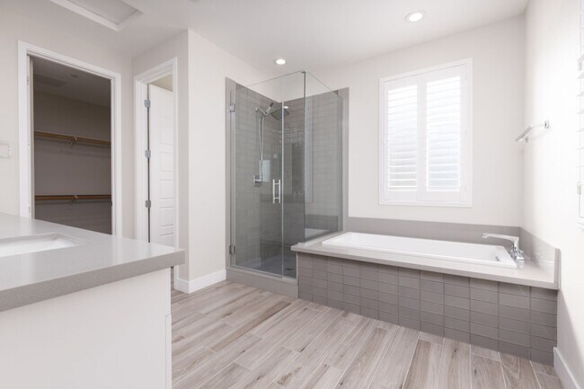 Building Photo - Luxury Summerlin/Affinity townhome