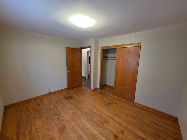 Building Photo - 1501/1503 Harding Ave