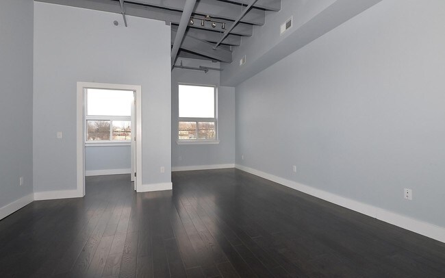 Building Photo - 235 Orient Ave