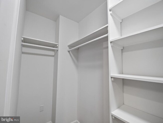 Building Photo - 4107 4th St NW