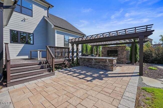 Building Photo - 3438 Snowbed Ridge Dr