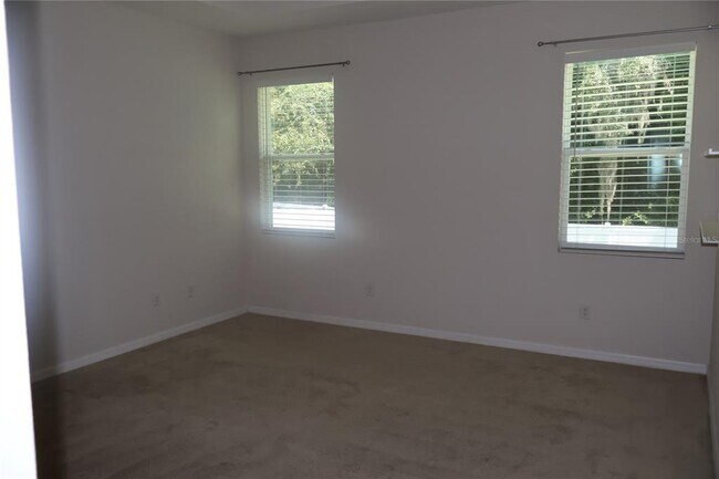 Building Photo - 5033 SW 56th St
