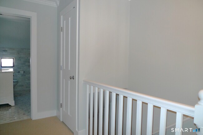 Building Photo - 342 Heritage Vlg