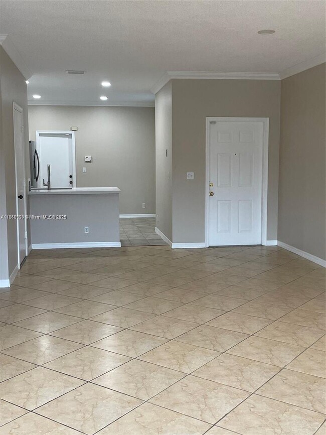 Building Photo - 3810 San Simeon Cir