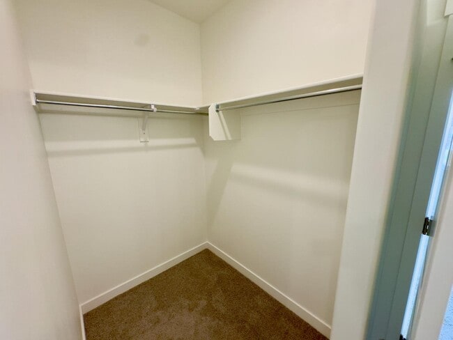 Building Photo - 442 S 900 W