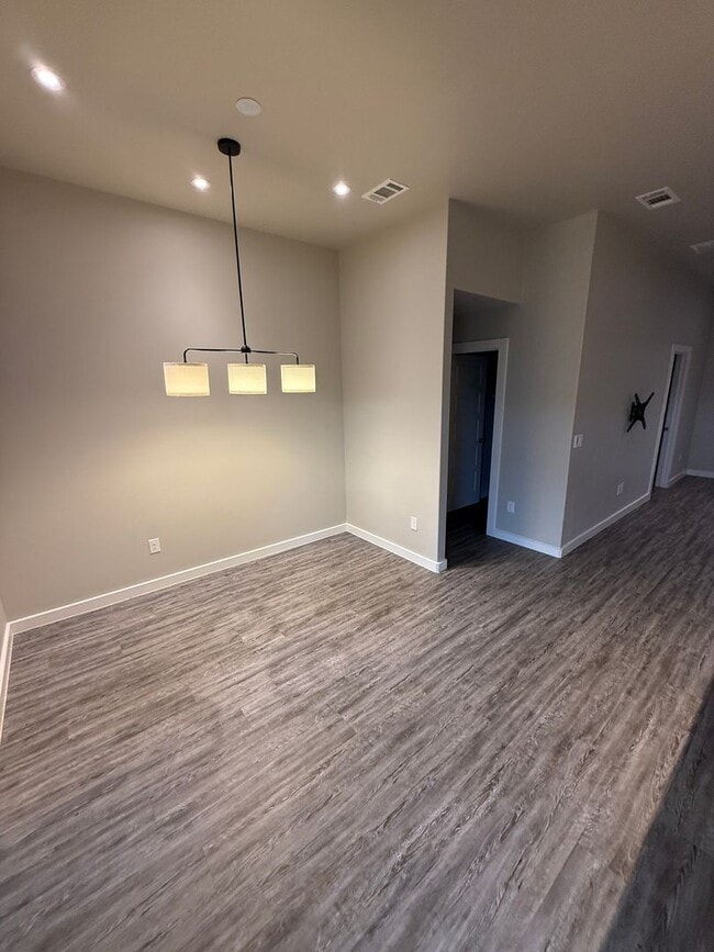 Building Photo - Available NOW! 3/2/2 in Friendship ISD