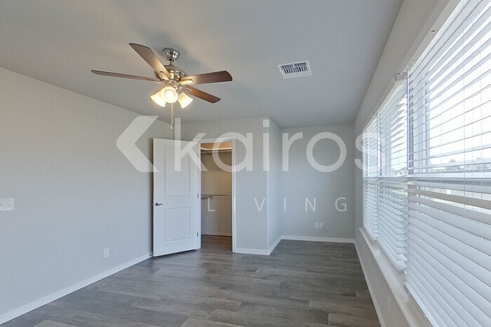 Building Photo - 2803 Bismarck Ave