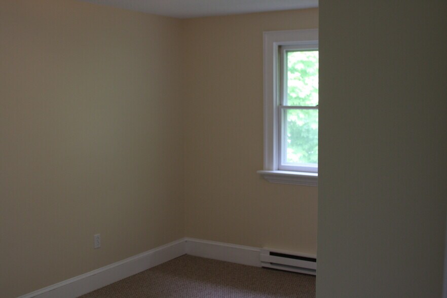 Bedroom - 159 Sheffield Ln