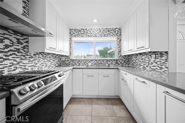 Building Photo - 10515 Valjean Ave