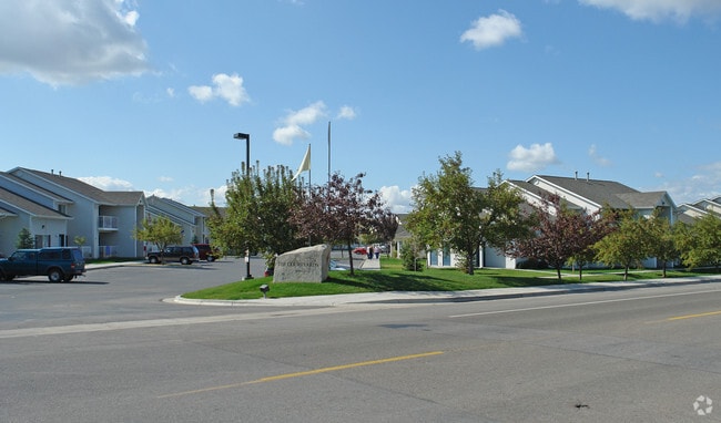 Primary Photo - Courtyards at Ridgecrest