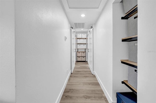 Building Photo - 5548 Dartmouth Ave N