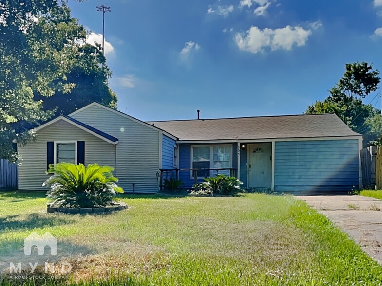 Primary Photo - 305 Sherbrook Ct