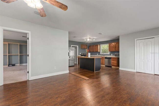 Building Photo - 3106 E Trapnell Rd