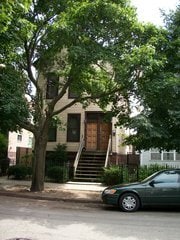 Primary Photo - 1337 W Wolfram St