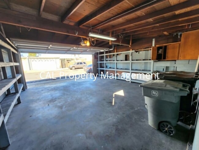 Building Photo - 1426 Amador Cir