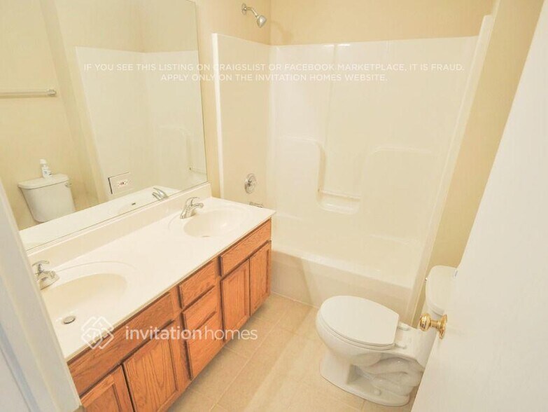 Building Photo - 25420 W Latham Ct