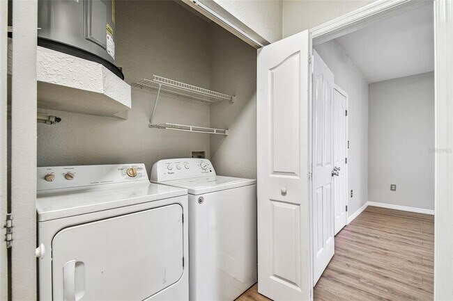 Building Photo - 5000 Culbreath Key Way