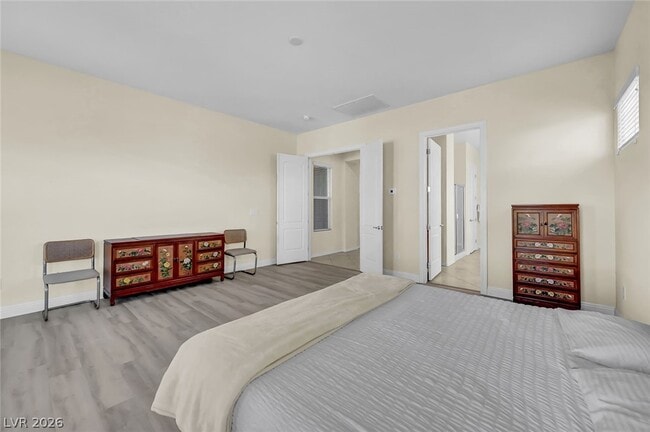 Building Photo - 2357 Wisconsin Dells Dr