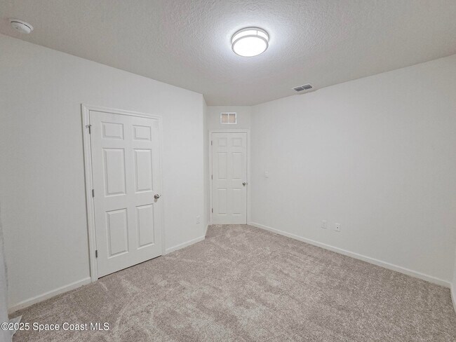 Building Photo - 1406 Mineral Lp Dr NW