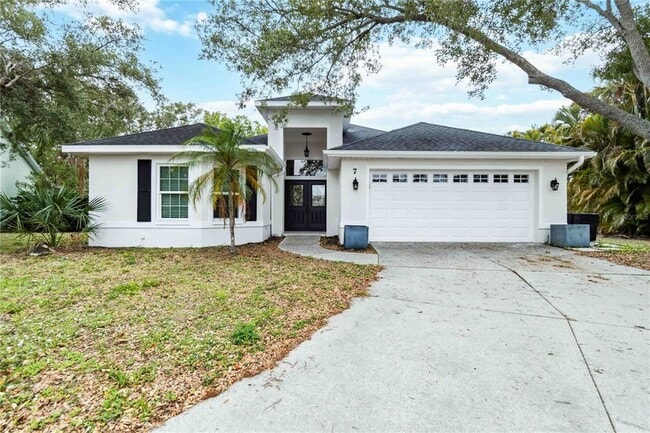 Primary Photo - 7 Arbor Oaks Dr