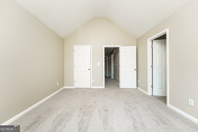 Building Photo - 540 Pecan Wood Cir