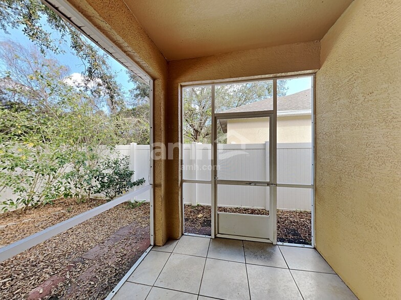 Building Photo - 1130 Cherry Valley Way