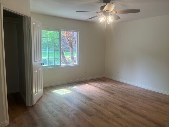 Building Photo - 3505 Santa Clara Way