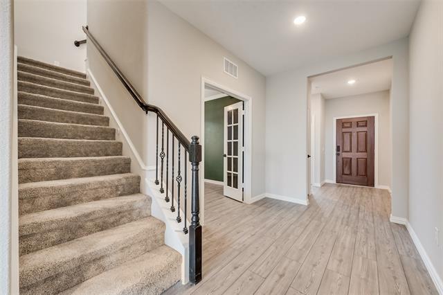 Building Photo - 1116 Rumble Dr