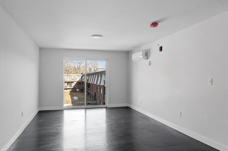 Building Photo - 36 Farmington Rd