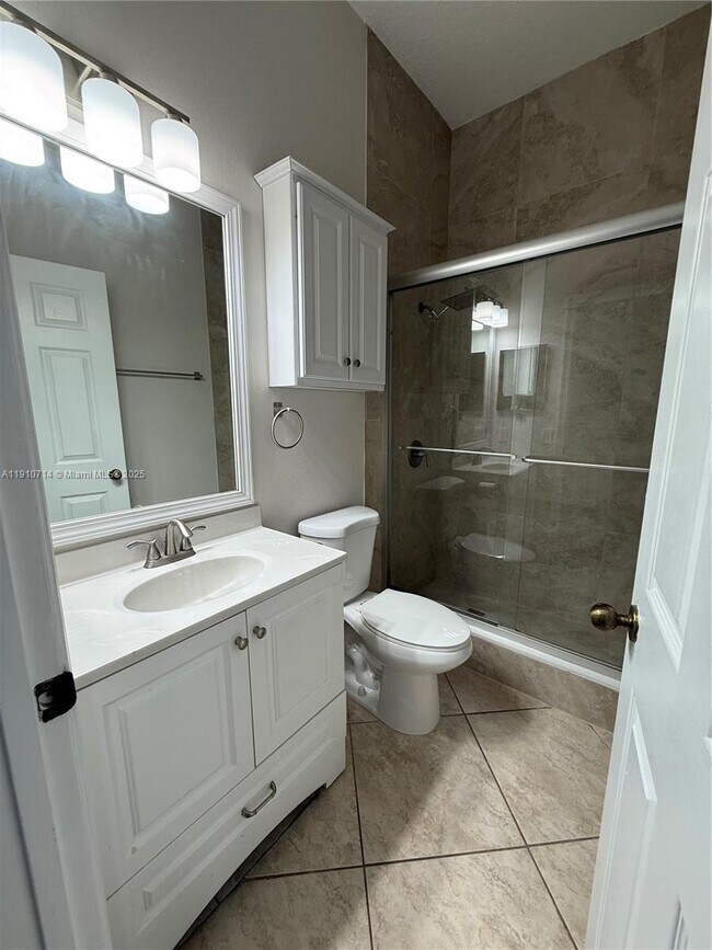 Building Photo - 1007 Nandina Dr