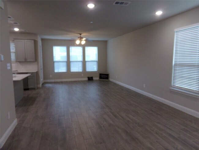 Building Photo - 1748 Redding St