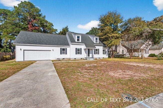 Building Photo - 955 Godber St