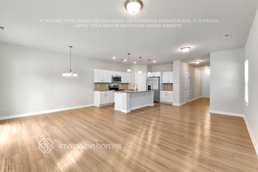 Building Photo - 3007 Ayana Dr