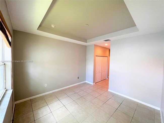 Building Photo - 3970 NE 11th Dr